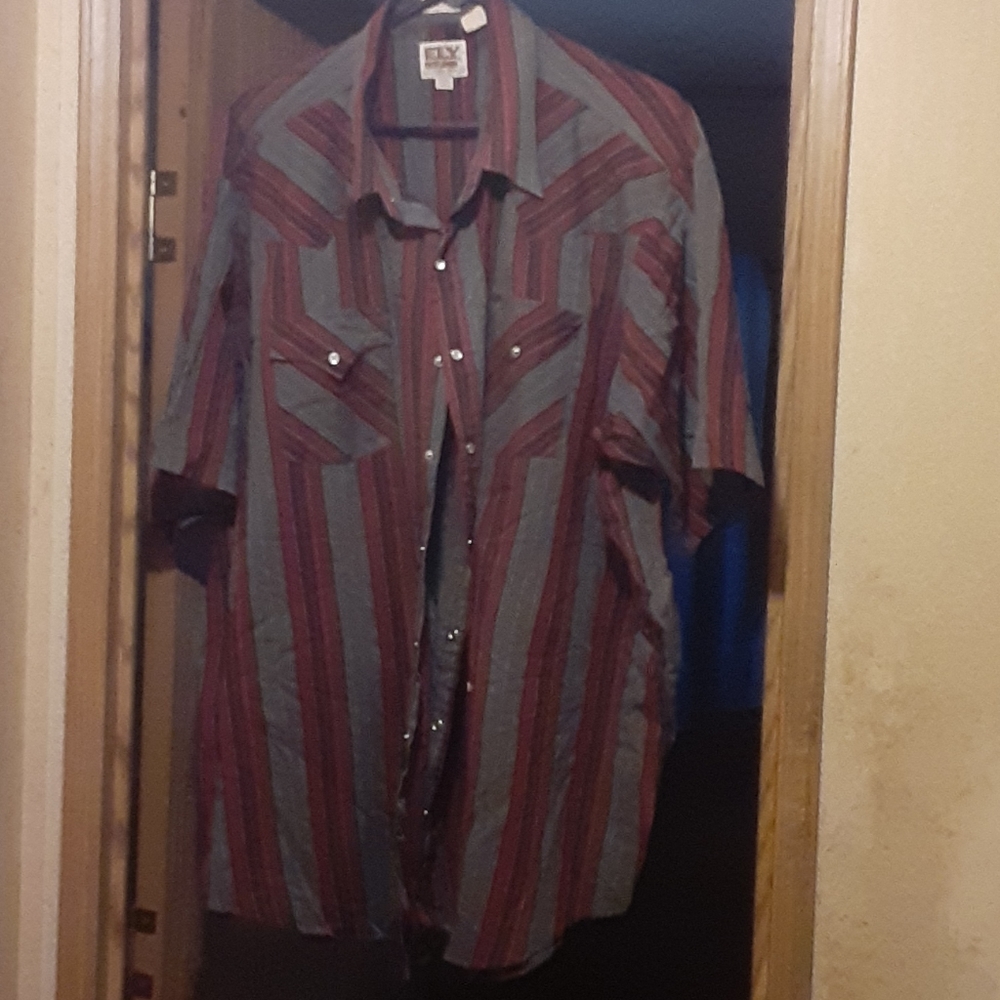 3x button down shirt